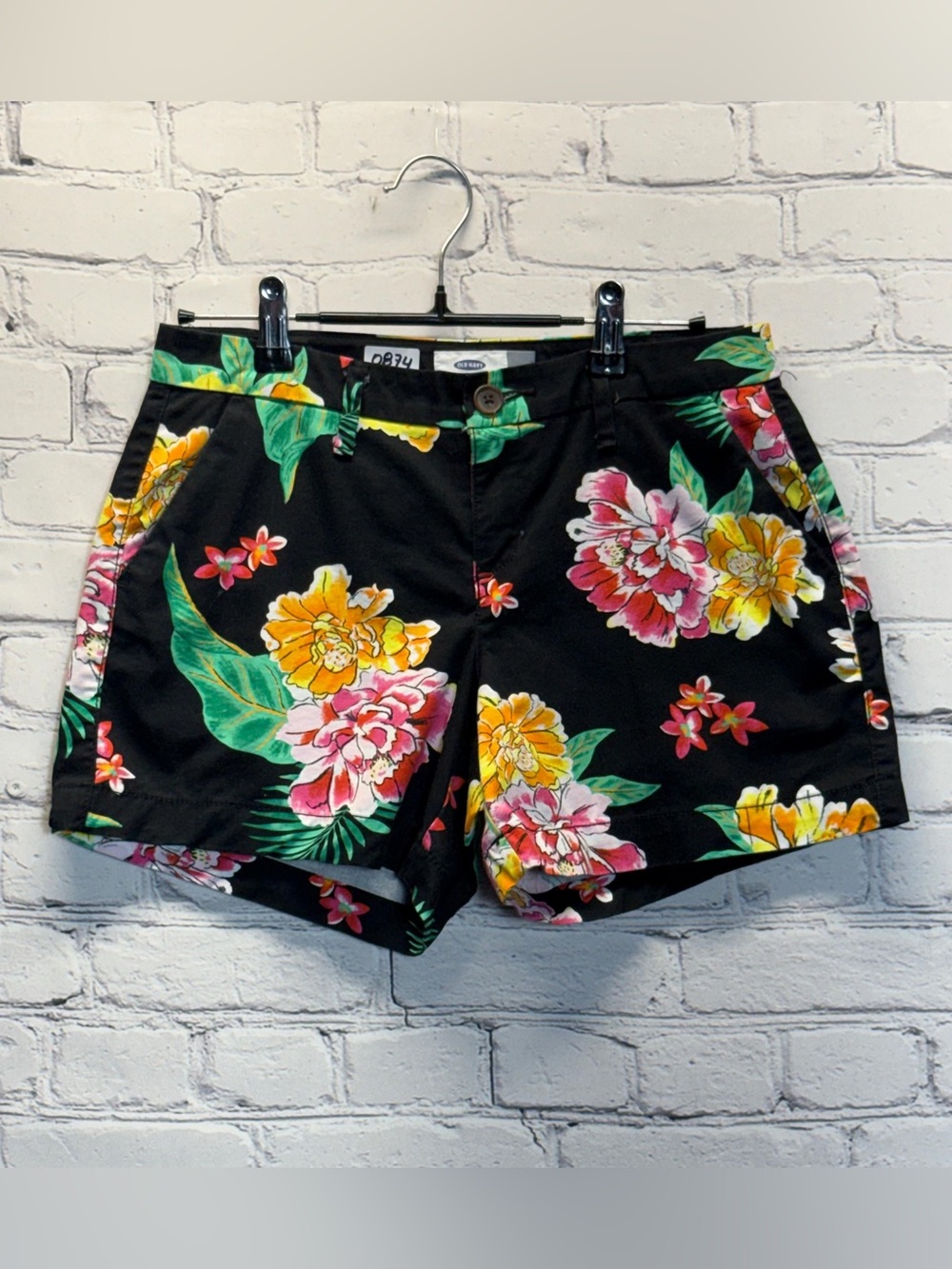 Old Navy Women's Chino Shorts Size 0 Black Floral Pockets Tropical Vacation